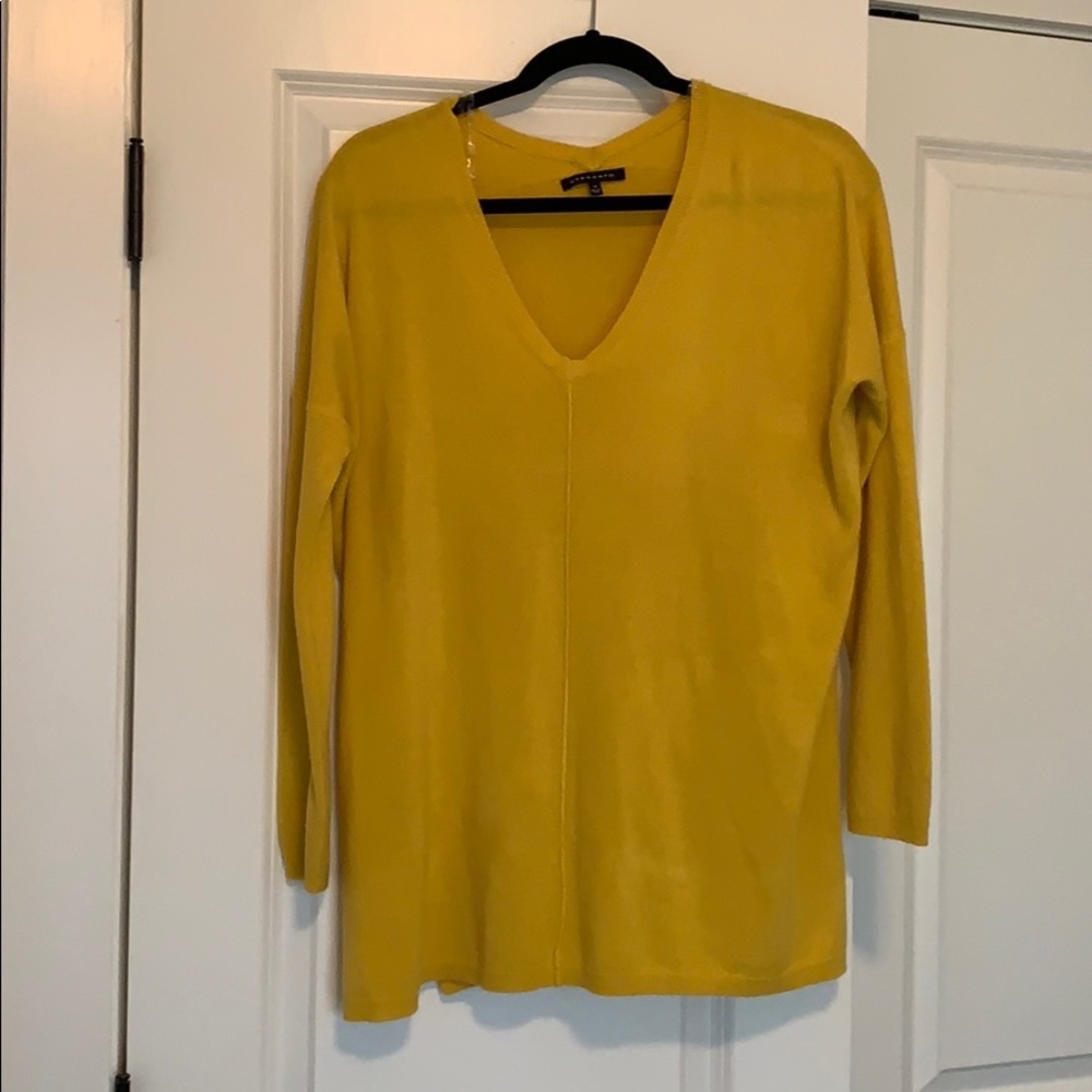 Lightweight mustard yellow sweater